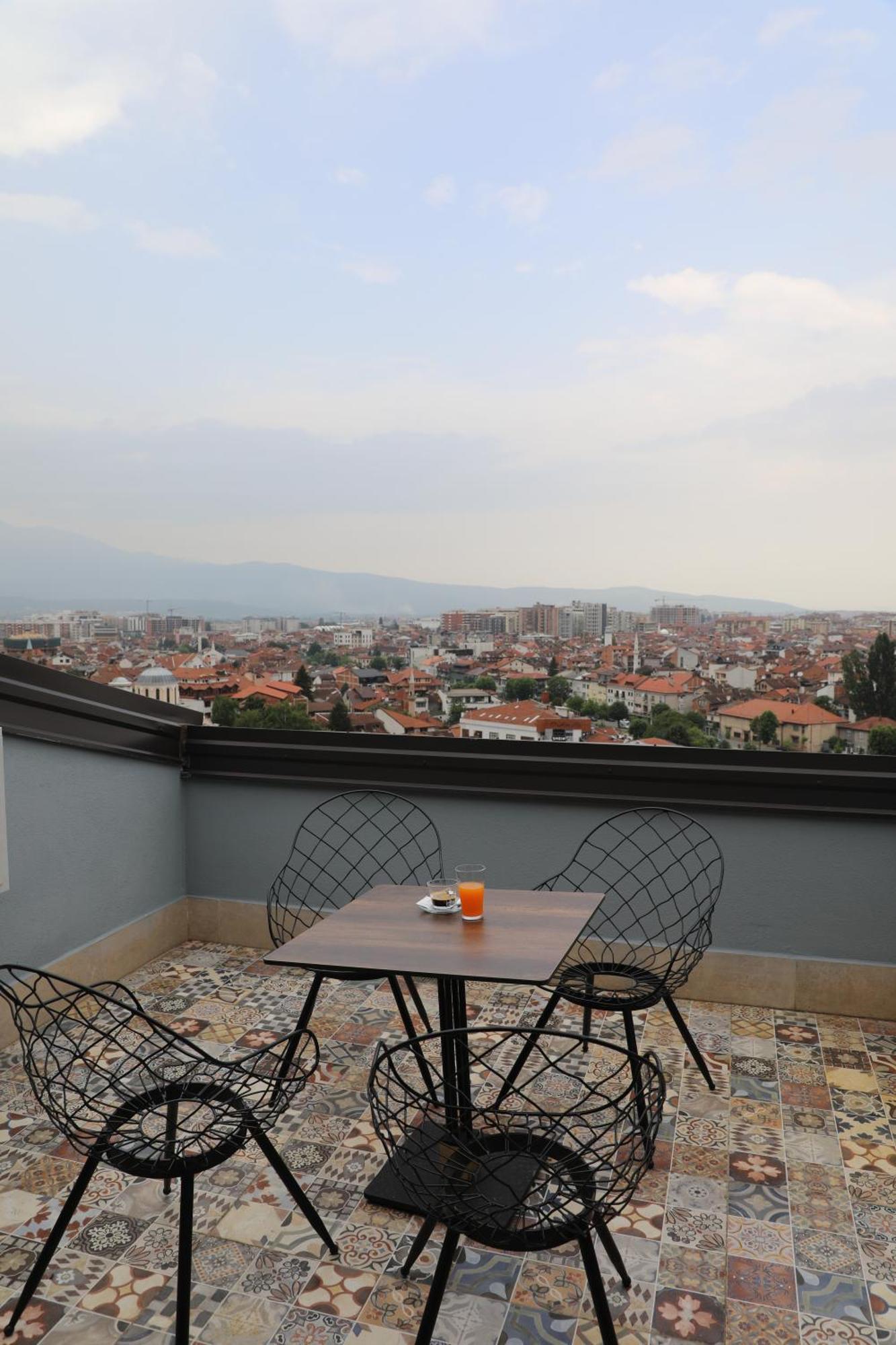 Hotel Hiserra Prizren Luaran gambar